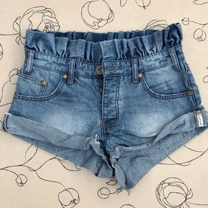 One Teaspoon Le Outlaws Ruffle Shorts 26